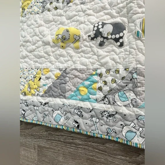 Handmade Baby Patchwork Quilt in Yellow, Aqua & Gray elephants - Picture 3 of 5